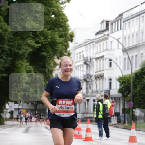 14.06.2026 - REWE Women's Run Jannik Wohlers http://msf.ph/oto/9815841 14.06.2026 10:49:27 Laufen 5458 meine-sportfotos.de