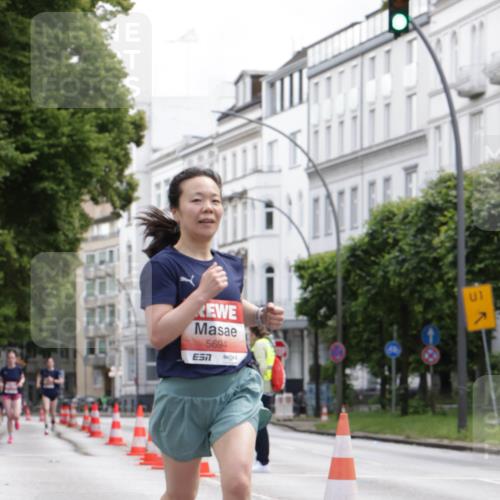 14.06.2026 - REWE Women's Run Jannik Wohlers http://msf.ph/oto/9815870 14.06.2026 10:49:43 Laufen 5694, 1 meine-sportfotos.de
