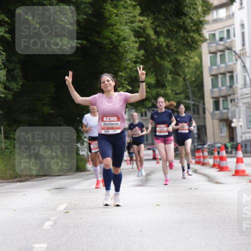 14.06.2026 - REWE Women's Run Jannik Wohlers http://msf.ph/oto/9815881 14.06.2026 10:49:45 Laufen 5306 meine-sportfotos.de