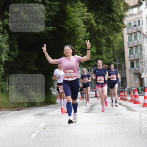14.06.2026 - REWE Women's Run Jannik Wohlers http://msf.ph/oto/9815882 14.06.2026 10:49:45 Laufen 5306 meine-sportfotos.de