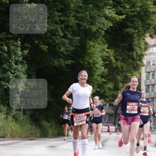 14.06.2026 - REWE Women's Run Jannik Wohlers http://msf.ph/oto/9815904 14.06.2026 10:49:50 Laufen 5026, 5990, 57 meine-sportfotos.de