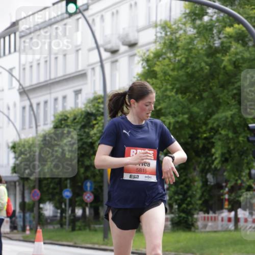 14.06.2026 - REWE Women's Run Jannik Wohlers http://msf.ph/oto/9815931 14.06.2026 10:49:56 Laufen 5815 meine-sportfotos.de