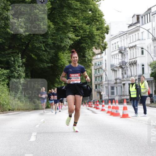 14.06.2026 - REWE Women's Run Jannik Wohlers http://msf.ph/oto/9815959 14.06.2026 10:50:03 Laufen 1 meine-sportfotos.de