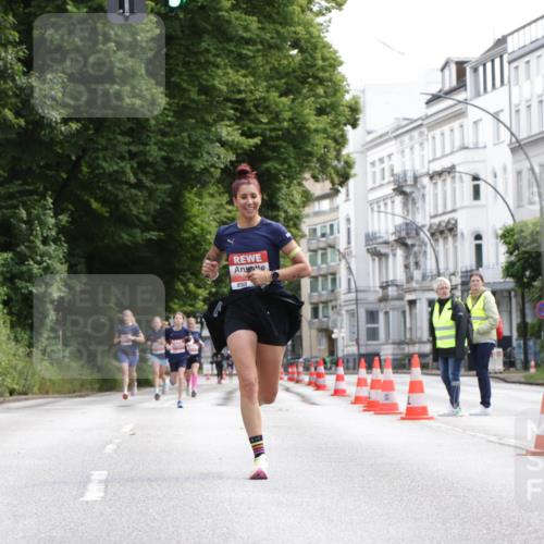 14.06.2026 - REWE Women's Run Jannik Wohlers http://msf.ph/oto/9815964 14.06.2026 10:50:03 Laufen 7, 1, 7 meine-sportfotos.de