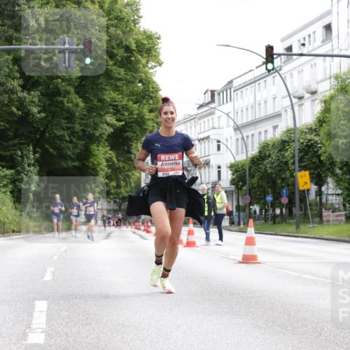 14.06.2026 - REWE Women's Run Jannik Wohlers http://msf.ph/oto/9815971 14.06.2026 10:50:05 Laufen 5109, 1 meine-sportfotos.de