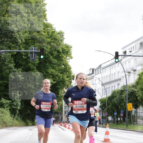 14.06.2026 - REWE Women's Run Jannik Wohlers http://msf.ph/oto/9816017 14.06.2026 10:50:14 Laufen 5975, 5860, 7, 1 meine-sportfotos.de