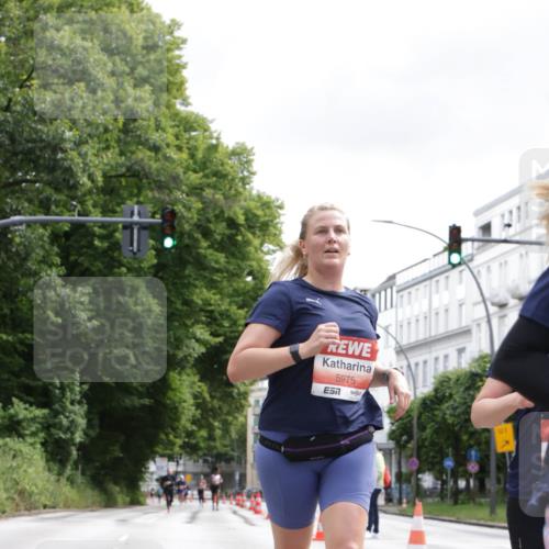 14.06.2026 - REWE Women's Run Jannik Wohlers http://msf.ph/oto/9816023 14.06.2026 10:50:15 Laufen 5975, 1 meine-sportfotos.de