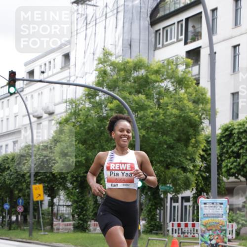 14.06.2026 - REWE Women's Run Jannik Wohlers http://msf.ph/oto/9816057 14.06.2026 10:50:31 Laufen 01, 5164, 7, 040, 66, 93, 02, 22 meine-sportfotos.de