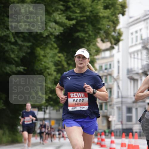 14.06.2026 - REWE Women's Run Jannik Wohlers http://msf.ph/oto/9816092 14.06.2026 10:50:35 Laufen 5477 meine-sportfotos.de