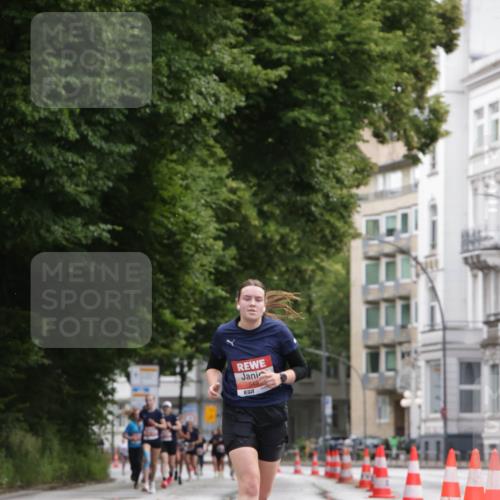 14.06.2026 - REWE Women's Run Jannik Wohlers http://msf.ph/oto/9816106 14.06.2026 10:50:40 Laufen 5432, 657 meine-sportfotos.de