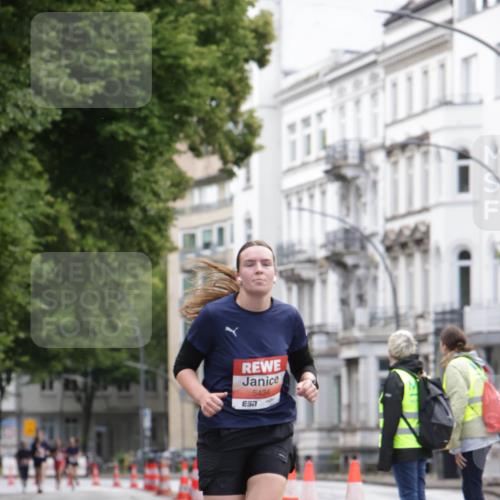 14.06.2026 - REWE Women's Run Jannik Wohlers http://msf.ph/oto/9816116 14.06.2026 10:50:42 Laufen 5434 meine-sportfotos.de