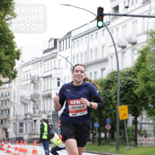 14.06.2026 - REWE Women's Run Jannik Wohlers http://msf.ph/oto/9816126 14.06.2026 10:50:43 Laufen 5434, 1 meine-sportfotos.de