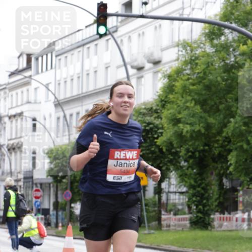 14.06.2026 - REWE Women's Run Jannik Wohlers http://msf.ph/oto/9816135 14.06.2026 10:50:44 Laufen 5434 meine-sportfotos.de