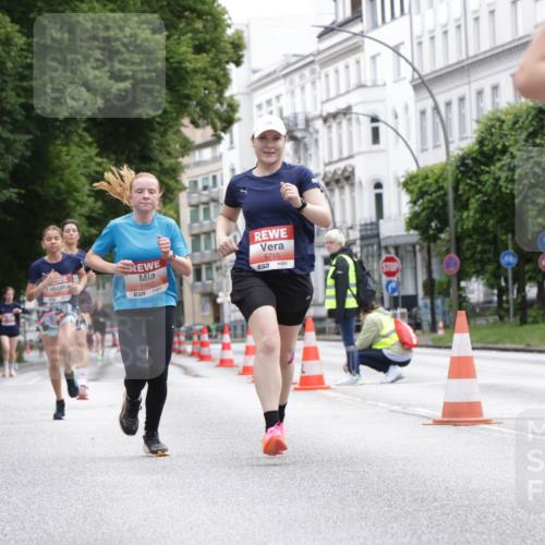 14.06.2026 - REWE Women's Run Jannik Wohlers http://msf.ph/oto/9816153 14.06.2026 10:50:58 Laufen 5707, 7, 5715, 577 meine-sportfotos.de