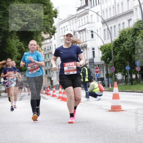 14.06.2026 - REWE Women's Run Jannik Wohlers http://msf.ph/oto/9816156 14.06.2026 10:50:58 Laufen 5707, 5715, 7, 1 meine-sportfotos.de