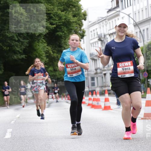 14.06.2026 - REWE Women's Run Jannik Wohlers http://msf.ph/oto/9816157 14.06.2026 10:50:59 Laufen 5707, 5715, 1 meine-sportfotos.de