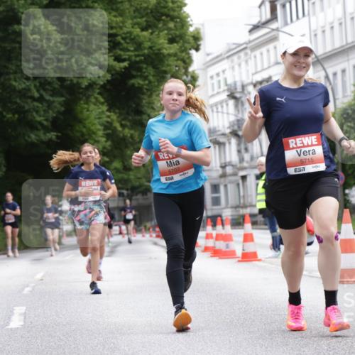 14.06.2026 - REWE Women's Run Jannik Wohlers http://msf.ph/oto/9816159 14.06.2026 10:50:59 Laufen 5707, 651, 5715, 57, 1 meine-sportfotos.de