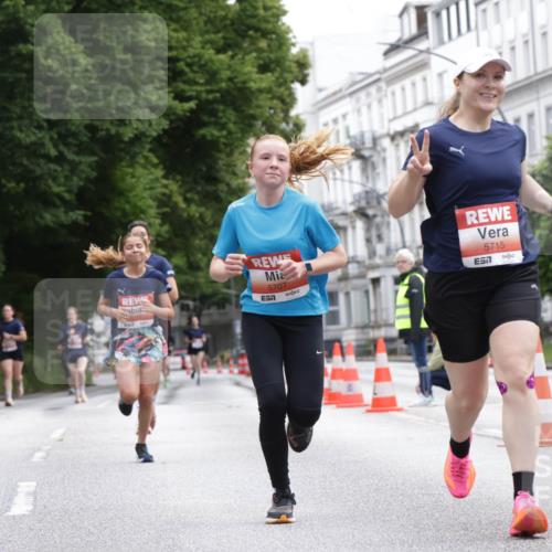 14.06.2026 - REWE Women's Run Jannik Wohlers http://msf.ph/oto/9816161 14.06.2026 10:50:59 Laufen 5707, 5715, 7, 1 meine-sportfotos.de