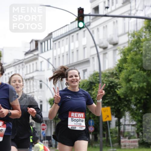 14.06.2026 - REWE Women's Run Jannik Wohlers http://msf.ph/oto/9816231 14.06.2026 10:51:15 Laufen 10728 meine-sportfotos.de