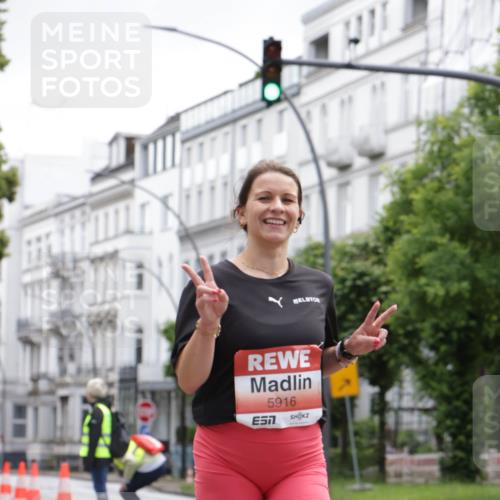 14.06.2026 - REWE Women's Run Jannik Wohlers http://msf.ph/oto/9816245 14.06.2026 10:51:17 Laufen 5916 meine-sportfotos.de