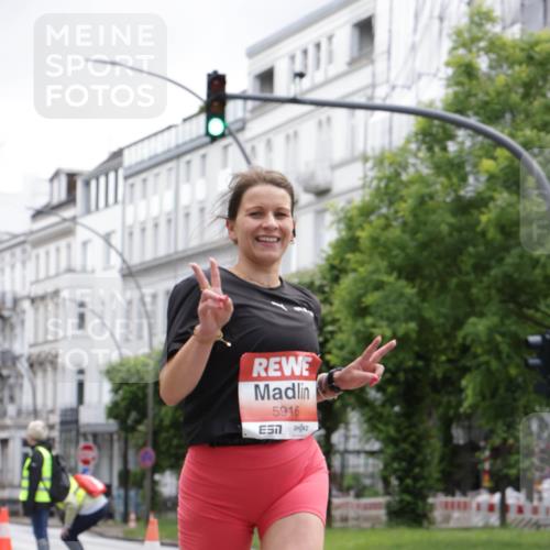 14.06.2026 - REWE Women's Run Jannik Wohlers http://msf.ph/oto/9816247 14.06.2026 10:51:17 Laufen 5916 meine-sportfotos.de
