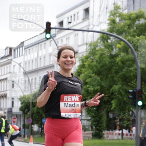 14.06.2026 - REWE Women's Run Jannik Wohlers http://msf.ph/oto/9816248 14.06.2026 10:51:17 Laufen 5916 meine-sportfotos.de