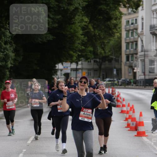 14.06.2026 - REWE Women's Run Jannik Wohlers http://msf.ph/oto/9816787 14.06.2026 10:53:59 Laufen 5686, 7 meine-sportfotos.de