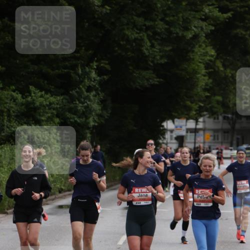14.06.2026 - REWE Women's Run Jannik Wohlers http://msf.ph/oto/9816849 14.06.2026 10:54:10 Laufen 5066, 5067, 57 meine-sportfotos.de