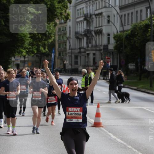 14.06.2026 - REWE Women's Run Jannik Wohlers http://msf.ph/oto/9817766 14.06.2026 10:57:45 Laufen 6006 meine-sportfotos.de