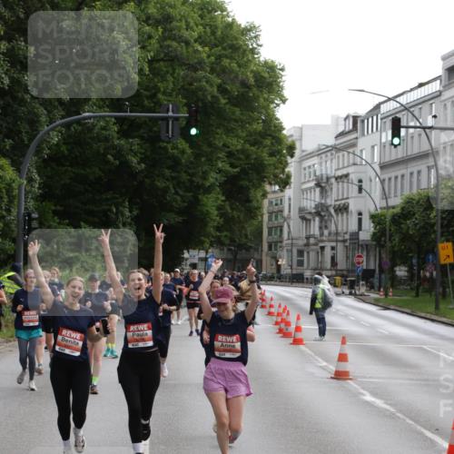 14.06.2026 - REWE Women's Run Jannik Wohlers http://msf.ph/oto/9818220 14.06.2026 10:59:30 Laufen 1 meine-sportfotos.de
