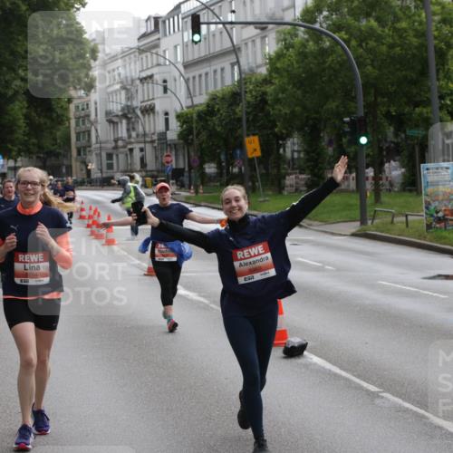14.06.2026 - REWE Women's Run Jannik Wohlers http://msf.ph/oto/9818268 14.06.2026 10:59:40 Laufen 5754, 7, 1, 5963, 51 meine-sportfotos.de