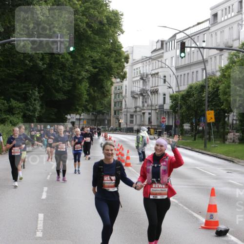 14.06.2026 - REWE Women's Run Jannik Wohlers http://msf.ph/oto/9818398 14.06.2026 11:00:04 Laufen 5772, 1 meine-sportfotos.de
