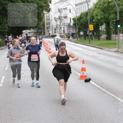 14.06.2026 - REWE Women's Run Jannik Wohlers http://msf.ph/oto/9818837 14.06.2026 11:02:06 Laufen 01 meine-sportfotos.de