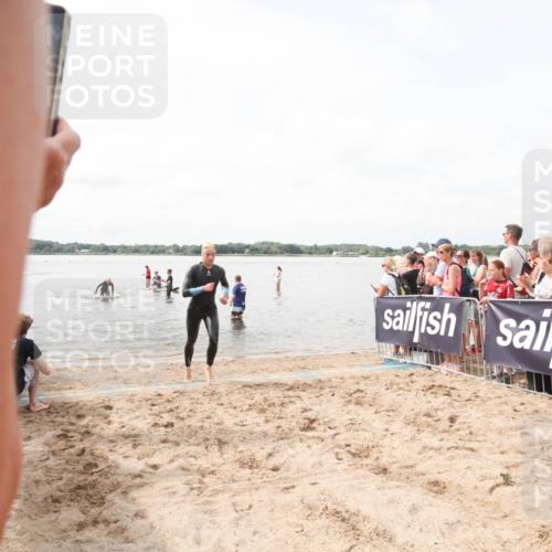 21.06.2026 - Viking Triathlon Michael Strokosch http://msf.ph/oto/9818853 21.06.2026 10:25:49 Schwimmen 4, 10 meine-sportfotos.de
