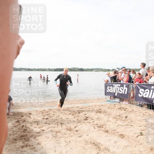21.06.2026 - Viking Triathlon Michael Strokosch http://msf.ph/oto/9818854 21.06.2026 10:25:49 Schwimmen 4, 10 meine-sportfotos.de