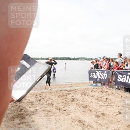 21.06.2026 - Viking Triathlon Michael Strokosch http://msf.ph/oto/9818855 21.06.2026 10:26:19 Schwimmen 2 meine-sportfotos.de