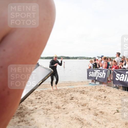 21.06.2026 - Viking Triathlon Michael Strokosch http://msf.ph/oto/9818856 21.06.2026 10:26:19 Schwimmen 2 meine-sportfotos.de