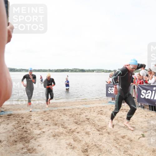 21.06.2026 - Viking Triathlon Michael Strokosch http://msf.ph/oto/9818874 21.06.2026 10:27:11 Schwimmen 7, 25, 176, 426, 547, 575 meine-sportfotos.de