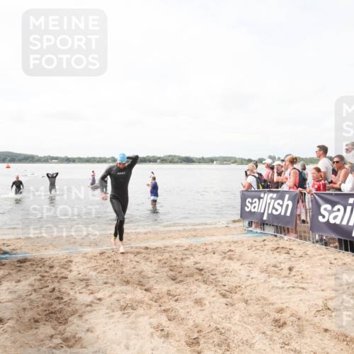 21.06.2026 - Viking Triathlon Michael Strokosch http://msf.ph/oto/9818879 21.06.2026 10:27:39 Schwimmen 46, 669 meine-sportfotos.de