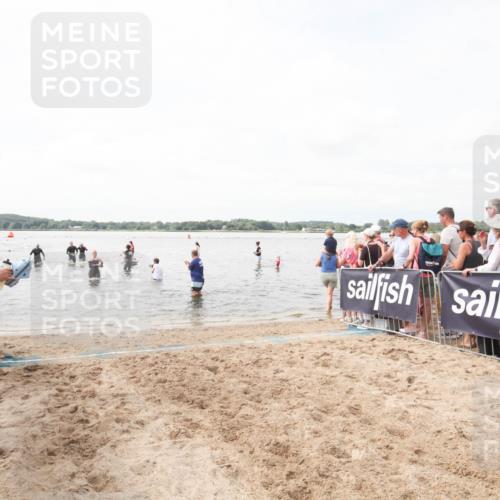 21.06.2026 - Viking Triathlon Michael Strokosch http://msf.ph/oto/9818927 21.06.2026 10:31:11 Schwimmen 131, 454, 665 meine-sportfotos.de