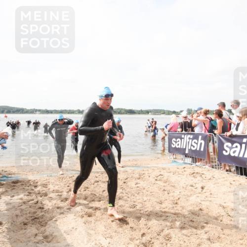 21.06.2026 - Viking Triathlon Michael Strokosch http://msf.ph/oto/9818956 21.06.2026 10:33:47 Schwimmen 62, 180, 392, 537 meine-sportfotos.de