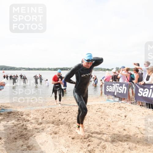 21.06.2026 - Viking Triathlon Michael Strokosch http://msf.ph/oto/9818958 21.06.2026 10:33:49 Schwimmen 62, 180, 392, 537 meine-sportfotos.de