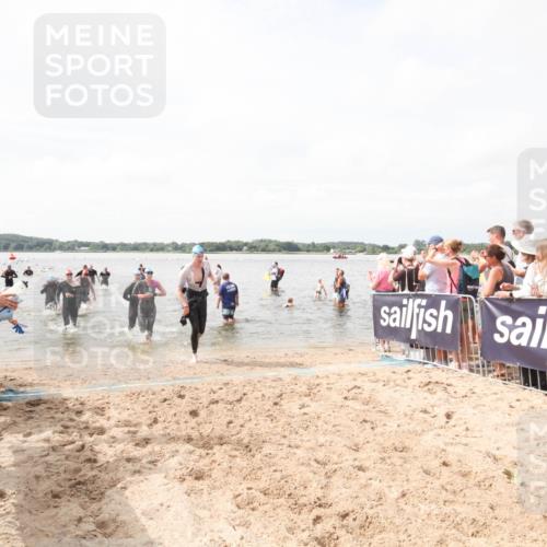 21.06.2026 - Viking Triathlon Michael Strokosch http://msf.ph/oto/9818966 21.06.2026 10:34:05 Schwimmen 28, 102, 265, 343, 524 meine-sportfotos.de