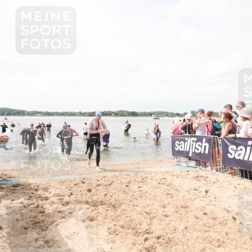 21.06.2026 - Viking Triathlon Michael Strokosch http://msf.ph/oto/9818967 21.06.2026 10:34:06 Schwimmen 28, 102, 154, 265, 343, 524, 660 meine-sportfotos.de