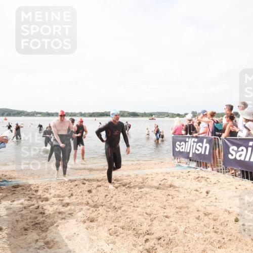 21.06.2026 - Viking Triathlon Michael Strokosch http://msf.ph/oto/9818972 21.06.2026 10:34:11 Schwimmen 102, 154, 221, 343, 432, 660, 664 meine-sportfotos.de