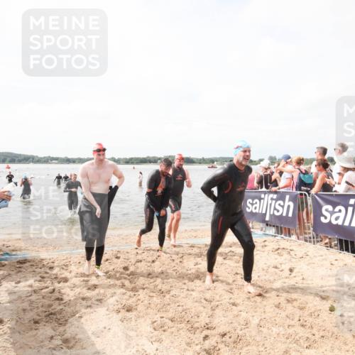 21.06.2026 - Viking Triathlon Michael Strokosch http://msf.ph/oto/9818974 21.06.2026 10:34:12 Schwimmen 102, 154, 221, 343, 432, 660, 664 meine-sportfotos.de