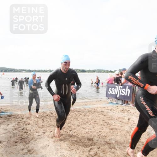 21.06.2026 - Viking Triathlon Michael Strokosch http://msf.ph/oto/9818996 21.06.2026 10:35:00 Schwimmen 26, 118, 161, 199, 255, 386, 536 meine-sportfotos.de