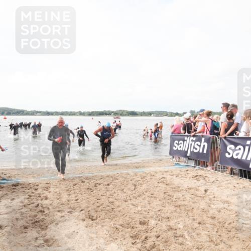 21.06.2026 - Viking Triathlon Michael Strokosch http://msf.ph/oto/9818999 21.06.2026 10:35:12 Schwimmen 18, 267, 372, 621 meine-sportfotos.de