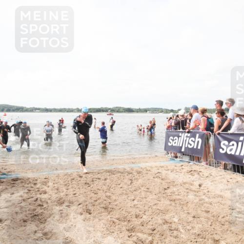 21.06.2026 - Viking Triathlon Michael Strokosch http://msf.ph/oto/9819008 21.06.2026 10:35:27 Schwimmen 73, 194, 490, 568, 623 meine-sportfotos.de
