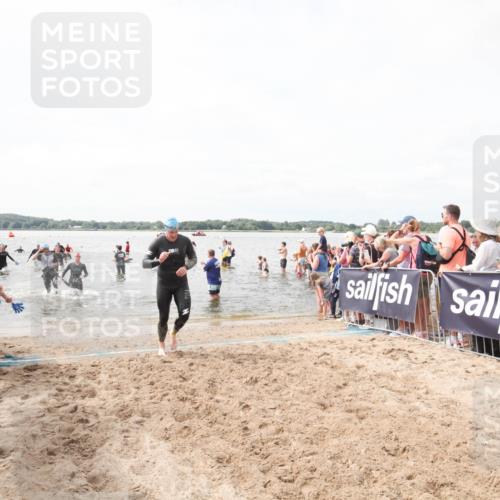 21.06.2026 - Viking Triathlon Michael Strokosch http://msf.ph/oto/9819025 21.06.2026 10:36:18 Schwimmen 200, 323, 360, 530, 560, 656 meine-sportfotos.de